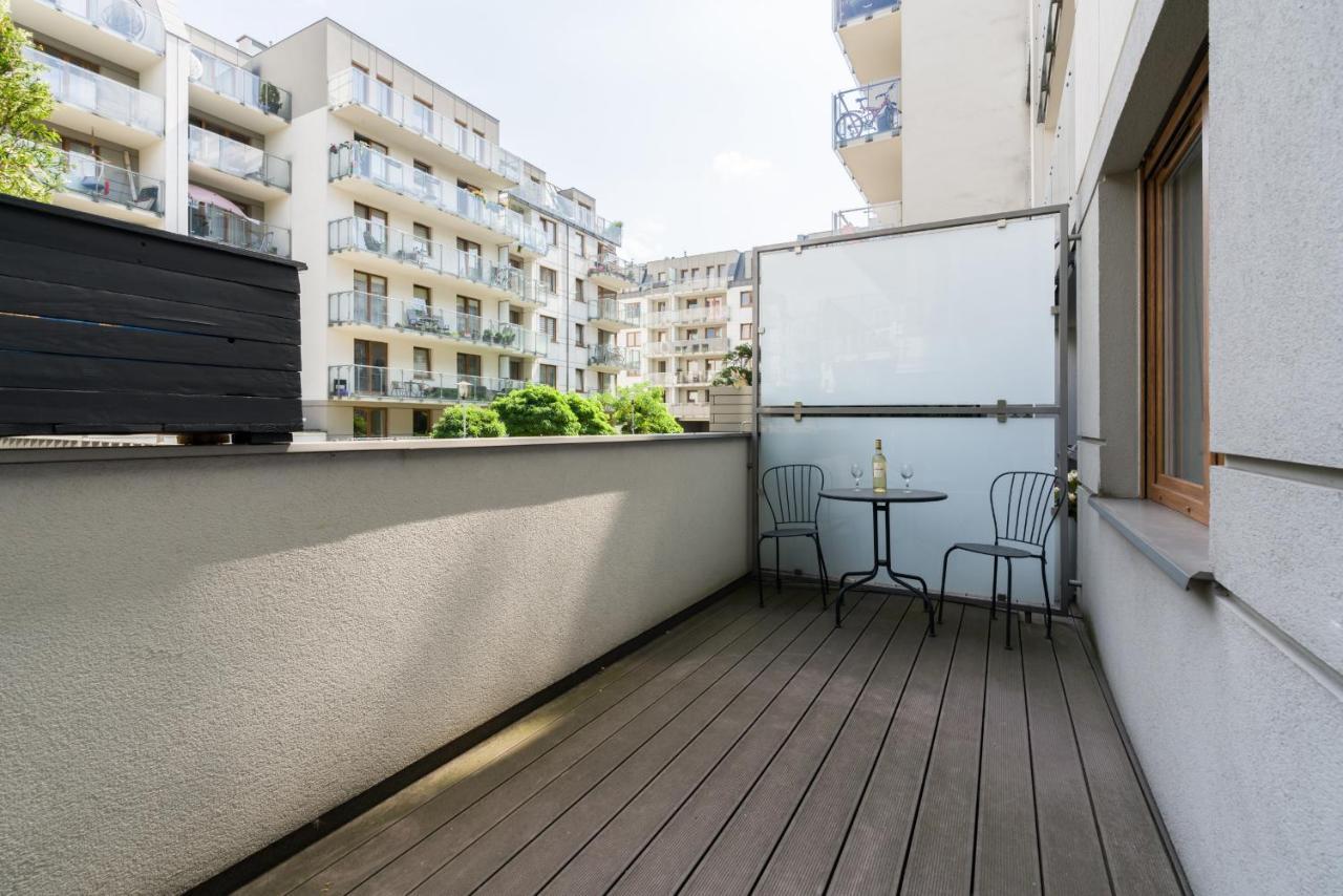Czarnieckiego Apartment With Balcony Poznan By Noclegi Renters Exterior foto